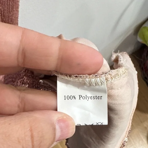 Sonja Sequin Dress in Rose Gold Size Medium - Picture 4 of 5